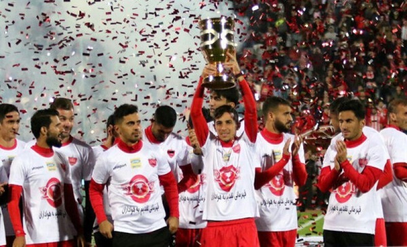 در روز تساوی‌ها پرسپولیسی‌های اخمو جام را بالای دست بردند+ نتایج بازی‌ها و جدول لیگ