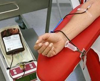 اهدا خون به بیماران نیازمند در اشکنان