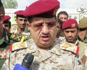 وزیر دفاع دولت مستعفی یمن از ترور جان سالم به در برد