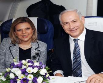 لباس‌های کثیف، سوغاتی عجیب نتانیاهو و همسرش برای مقامات آمریکا