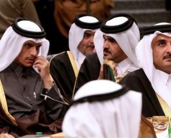 فایننشنال تایمز: عربستان در تلاش برای حل بحران قطر به عنوان هدیه‌ای برای بایدن است