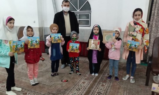 مطالعه و کتابخوانی بهترین سرگرمی برای ایام کرونا و شب یلداست