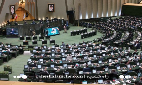 مجلس به انحصار خودروسازان ایرانی پایان می‌دهد