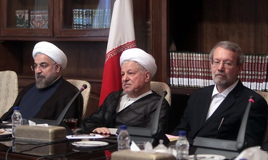 رفسنجانی و علی لاریجانی به خاطر محبوبیت‌شان ردصلاحیت شدند!