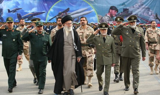 نامه مهم فرماندهان و مسئولان نیروهای مسلح جمهوری اسلامی ایران به رهبرانقلاب 