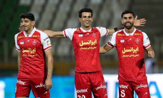 صدرنشینی موقت پرسپولیس و توقف سپاهان وشکست ملوان