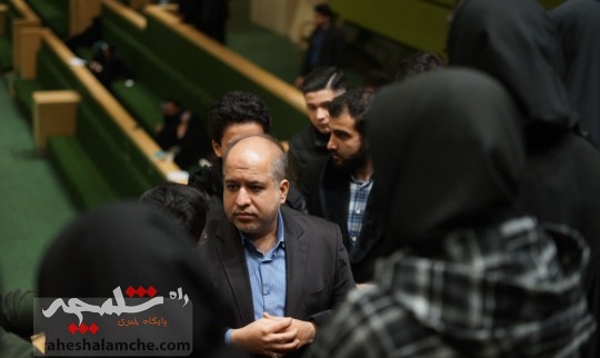 آقای پاکنژاد! چرا حاشیههای هلدینگ خلیج فارس تمامی ندارد؟