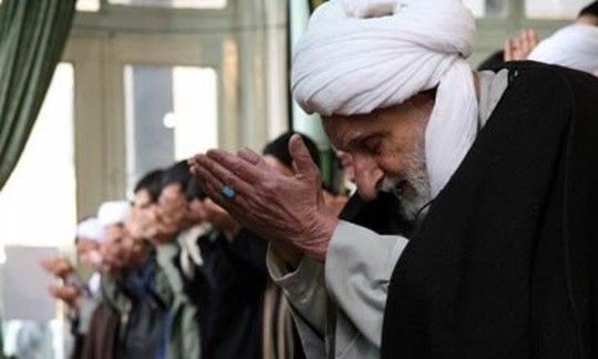 آیت الله بهجت کدام شب را شب قدر می دانست؟