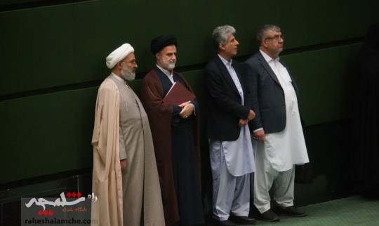 گزارش تصویری کاملا متفاوت از صحن علنی مجلس