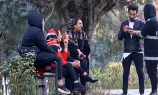 شوخی با  نامحرم