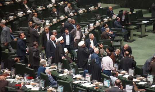  46 نماینده مجلس که طرح استیضاح «فرزانه صادق» را امضا کردند +اسامی