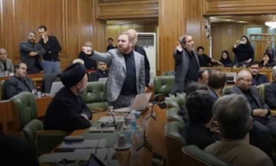 جوسازی اقلیت پرسروصدا در شورای شهر