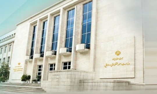 هیئت‌رئیسه مجلس هم تعیین شد اما وزیر اقتصاد باز هم معرفی نشد!