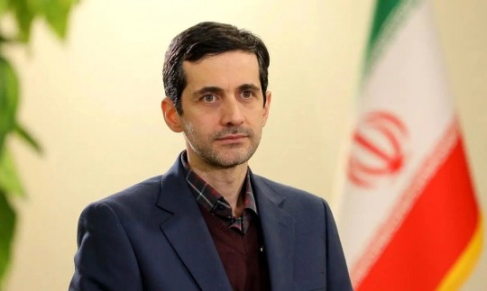 پسر پزشکیان: کسی در دولت  لوایح را نمی‌خواند(!)