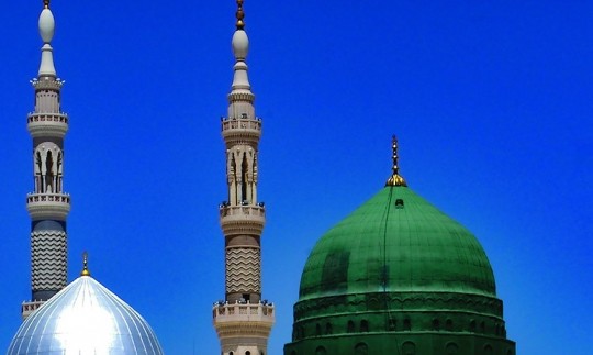 محمّد علت خلقِ جهان است . . .